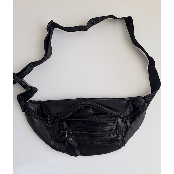 Vintage Handbags - Vintage Deadstock Black Leather Fanny Pack